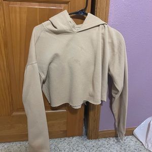 urban outfitter cropped hoodie